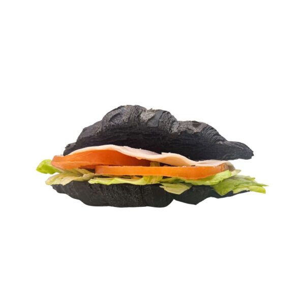Croissant de jamón york, tomate y lechuga